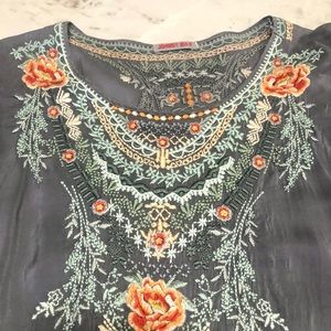 Johnny Was Tunic soft gray with beautiful embroidery.